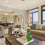 Bespoke Residences - Frond A, 4 Bedroom Luxury Villa In The Palm